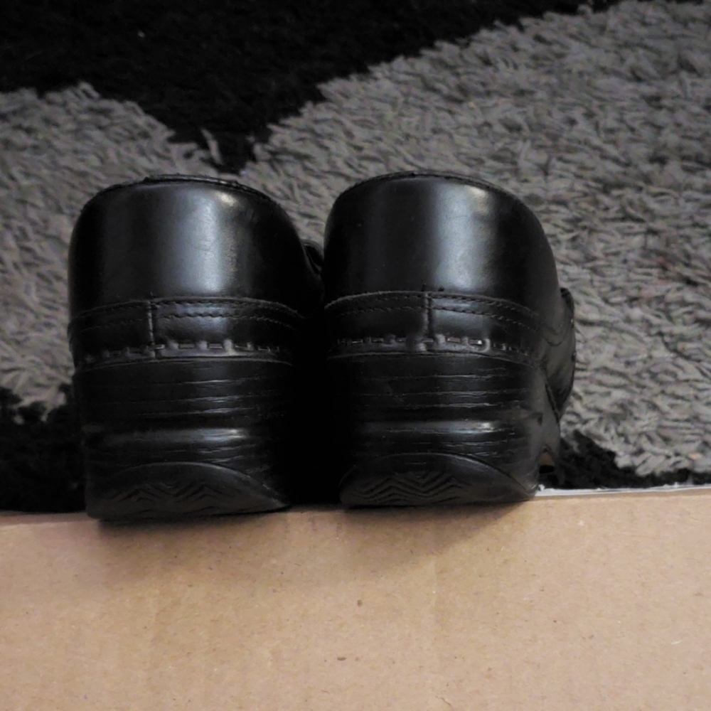Dansko clogs - Picture 5 of 6